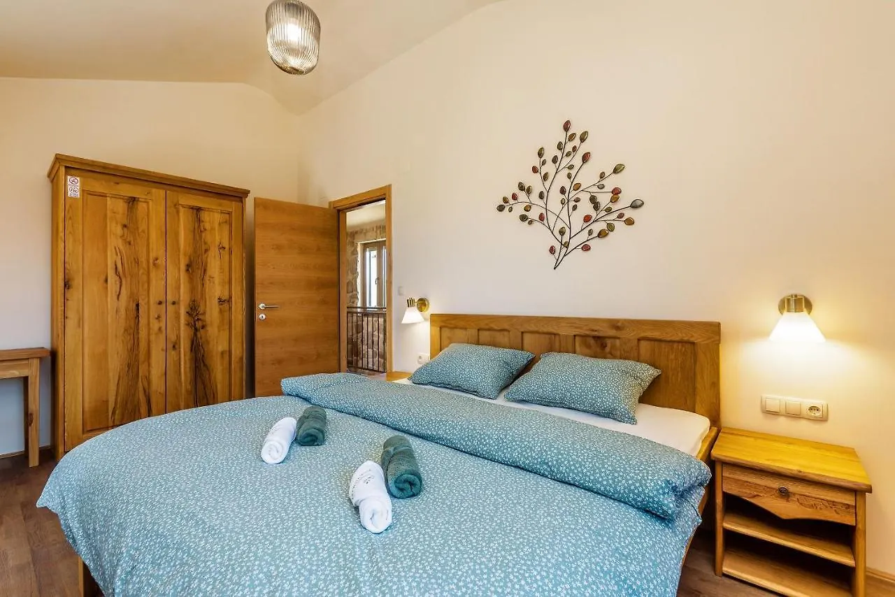 Rustic Villa Bellamare Linardici